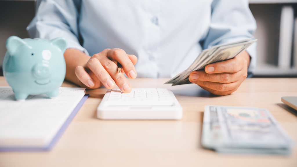 Article explaining the importance of controlling expenses for financial stability.